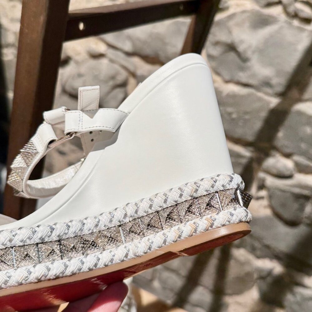 Christian Louboutin White Leather Studded Pyraclou Wedge 110 Sandals - Picture 12 of 15